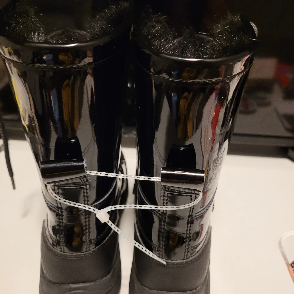 UGG Black Winter Boots - Picture 8 of 11